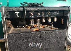 Amplificateur combo à lampes Traynor Yba-4 Bass Master 50 watts avec haut-parleur de 15 pouces