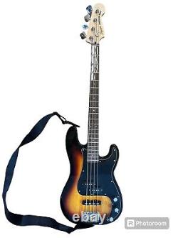 Squier 0372980000 Pack de basse série Affinity PJ Plus Ampli